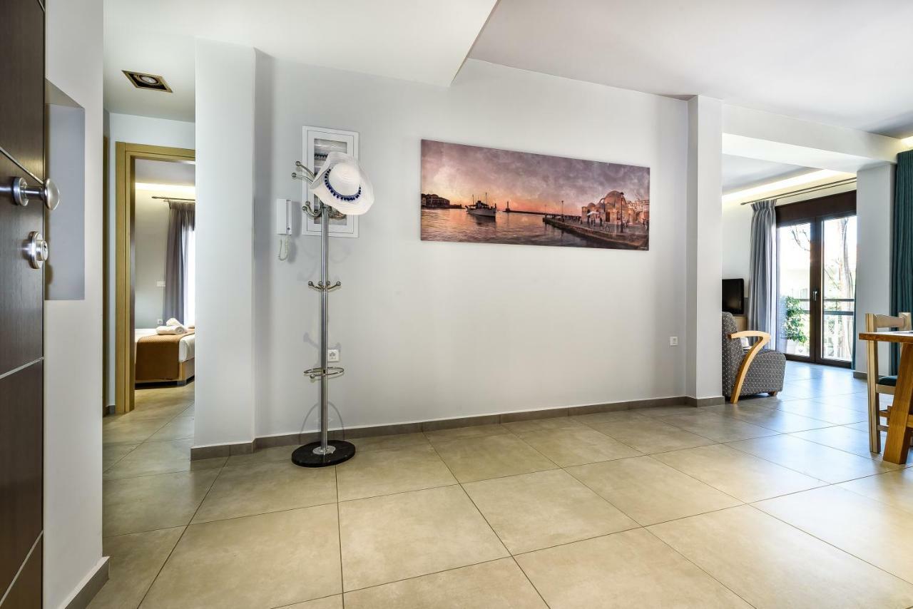 City Breeze Apartment Chania  Bagian luar foto